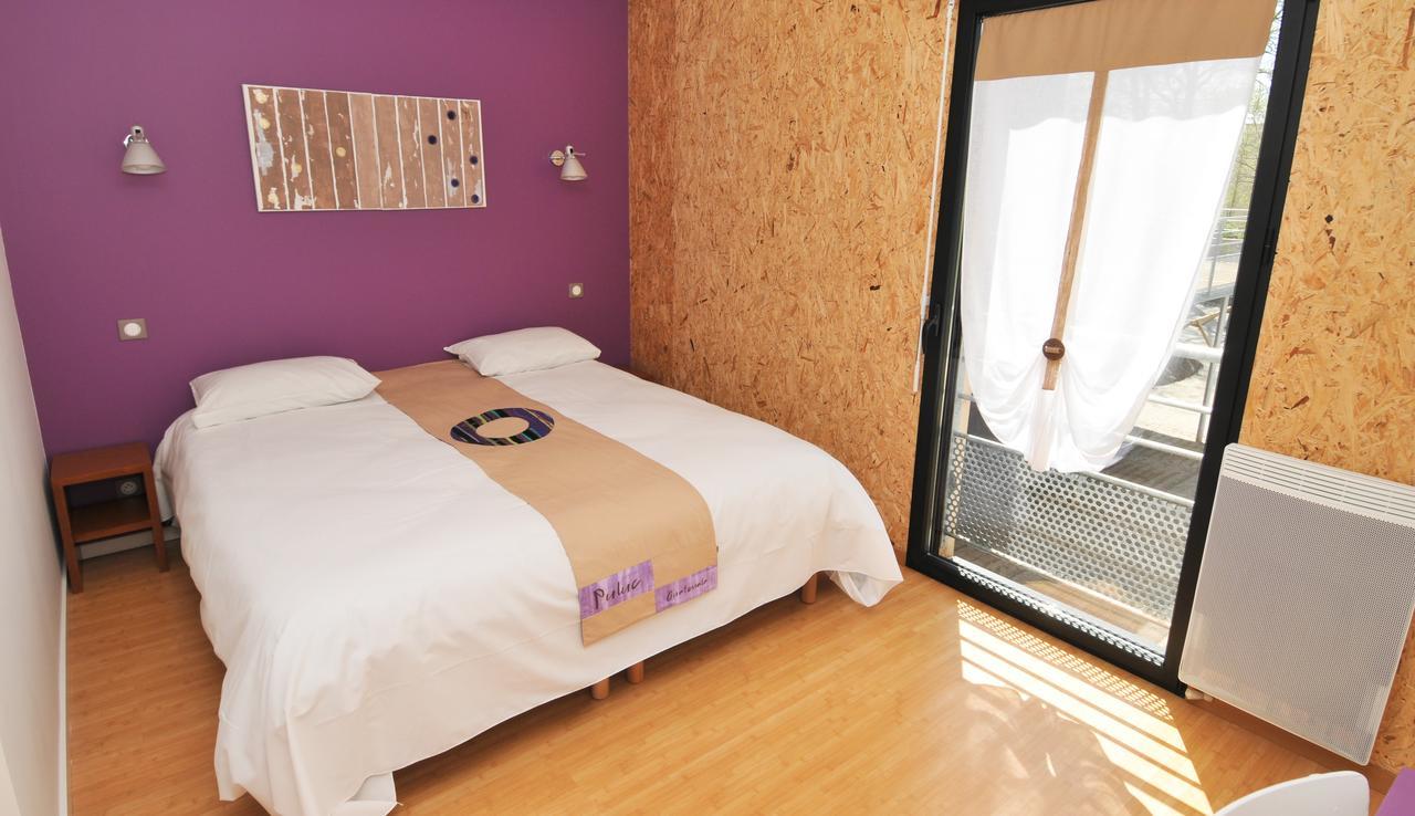 Auberge Des Voyajoueurs Monteneuf Eksteriør bilde