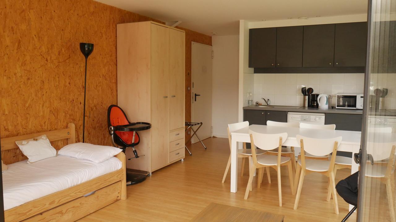 Auberge Des Voyajoueurs Monteneuf Eksteriør bilde