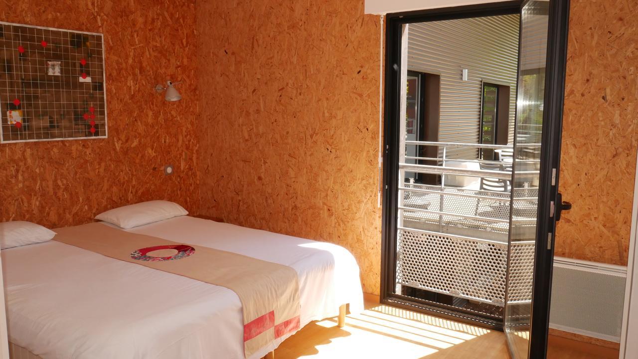 Auberge Des Voyajoueurs Monteneuf Eksteriør bilde